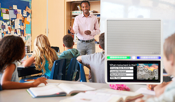 teacher-tools-on-ip-speaker-hd-display-in-classroom